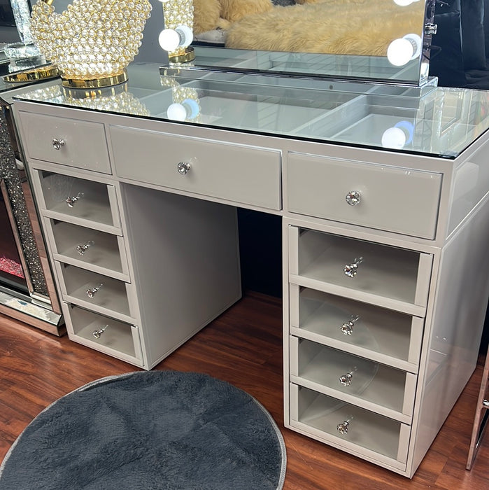 GLAM MARY WHITE VANITY WITH CLEAR GLASS TOP