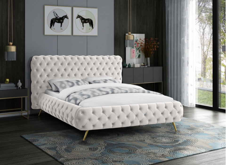Queen Delano Velvet Bed